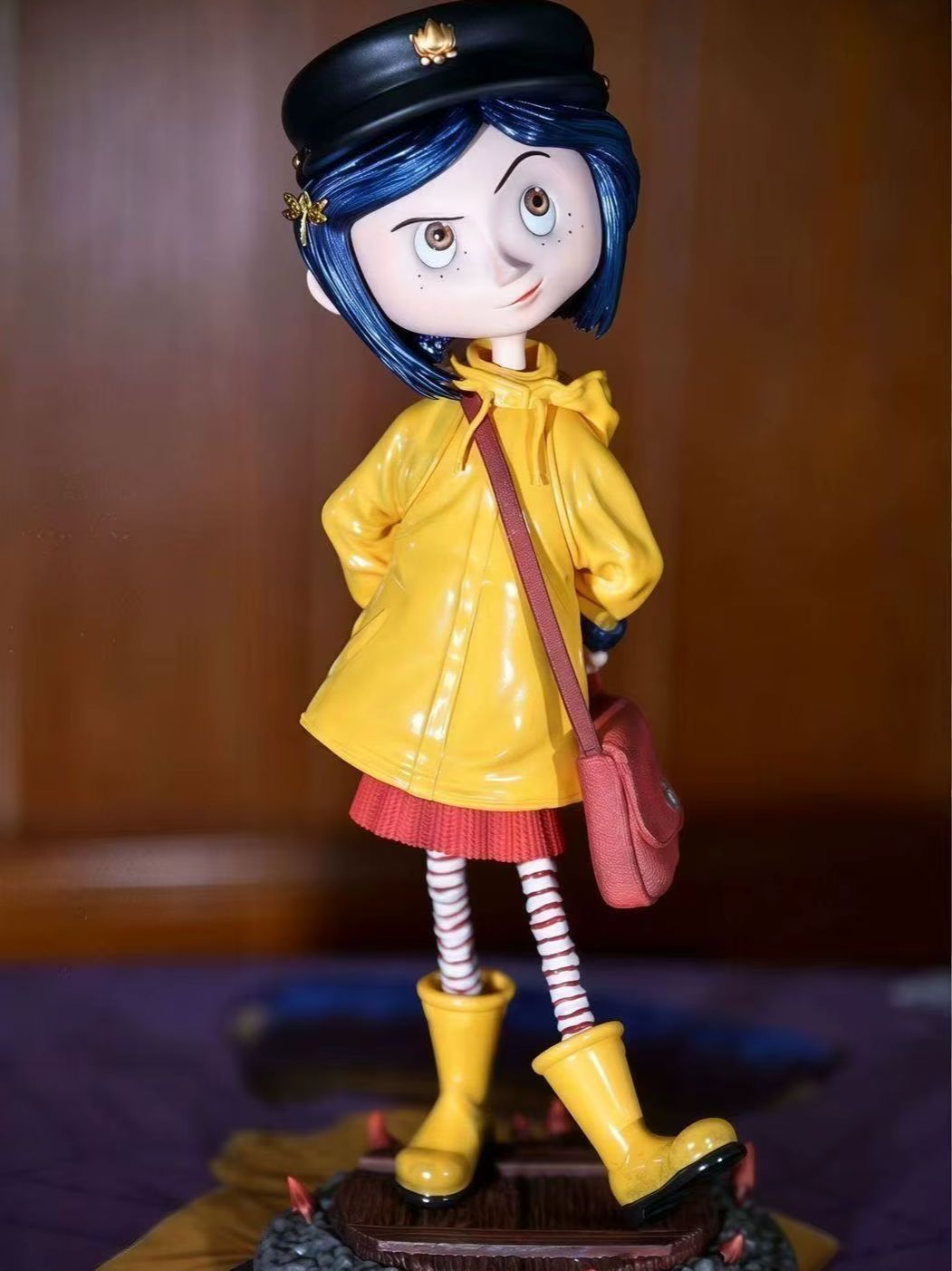 Figurinha do Anime Coraline, B - Popular Anime Merchandise avaliação e preço